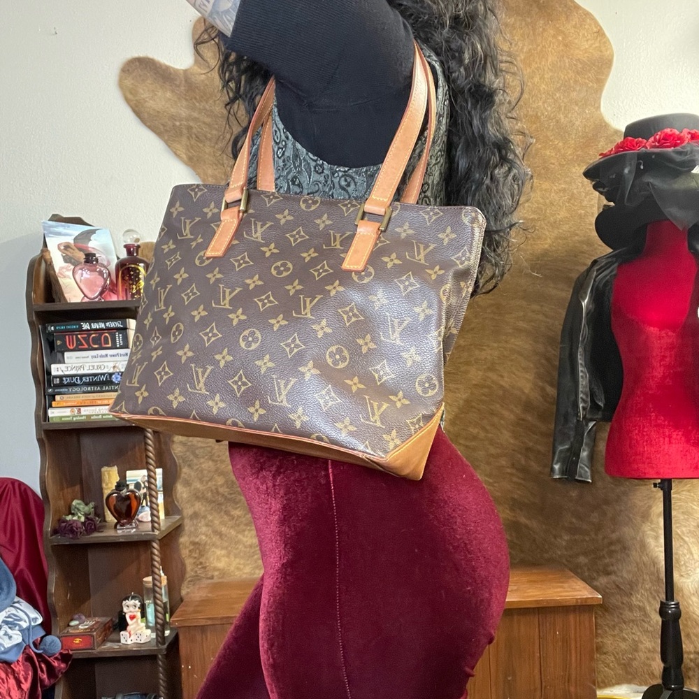 Authentic LOUIS VUITTOn cabas pm - Picture 14 of 16